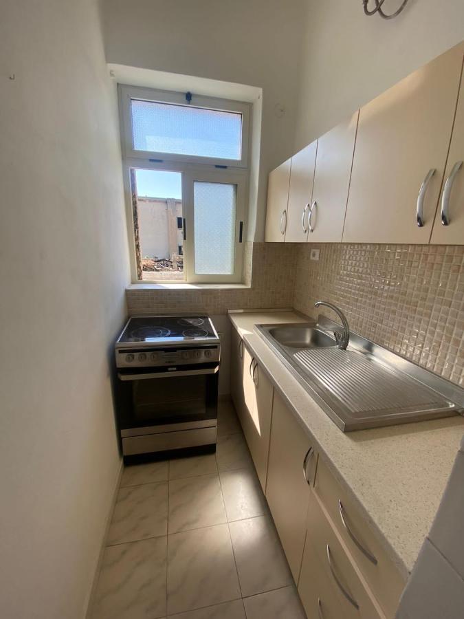 Vollga Promenade Lovely 2 Bedroom Apartment Дуррес Экстерьер фото